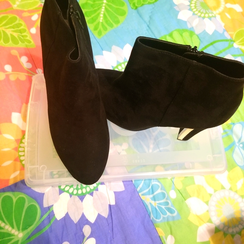 Leather ankle boots